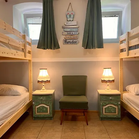 Хостел Nomado *